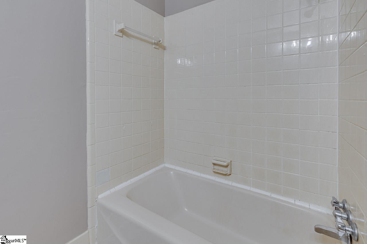 329 Wash Lesley Road Pickens, SC 29671 - Photo 25 of 46 Gallery Image 25