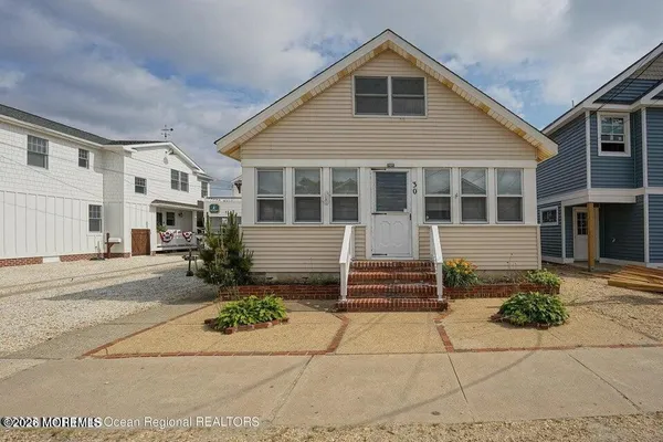 $3,975 | 30 M Street, Unit SUMMER, Seaside Park, NJ 08752