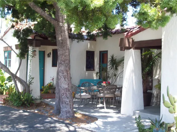$2,600 | 243-5 Avenida Madrid, San Clemente, CA 92672