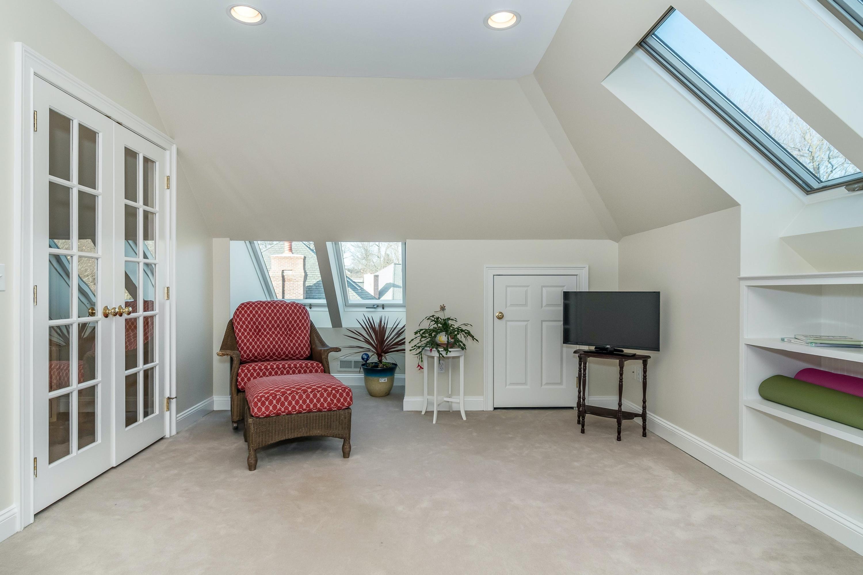 3 Fresh Meadows Lane Darien, CT 06820 - Photo 33 of 39 a living room with furniture and a window