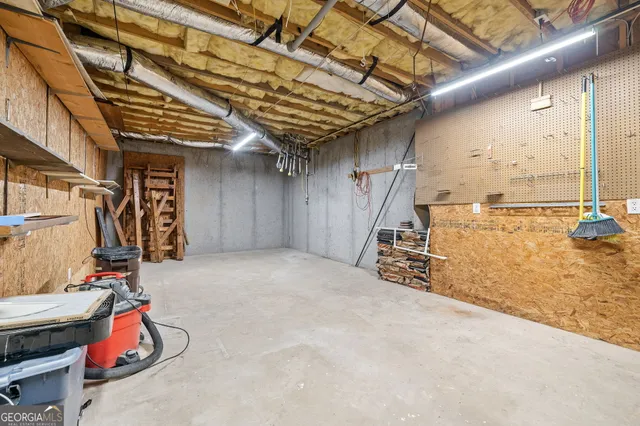 $555,000 | 605 Chenocetah Drive, Cornelia, GA 30531