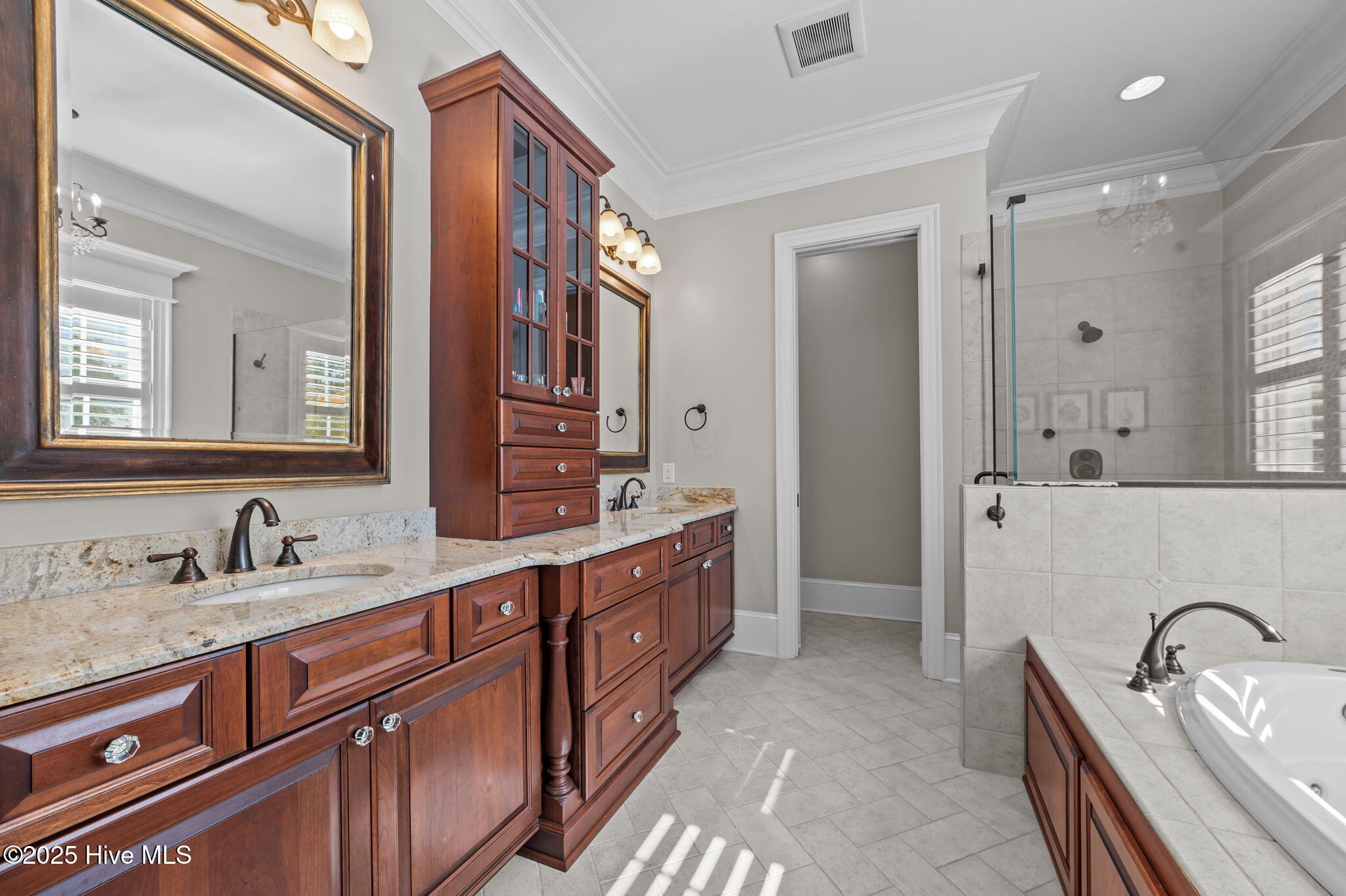 909 Nottingham Road Greenville, NC 27858 - Photo 38 of 70 38-web-or-mls-LHV_9833