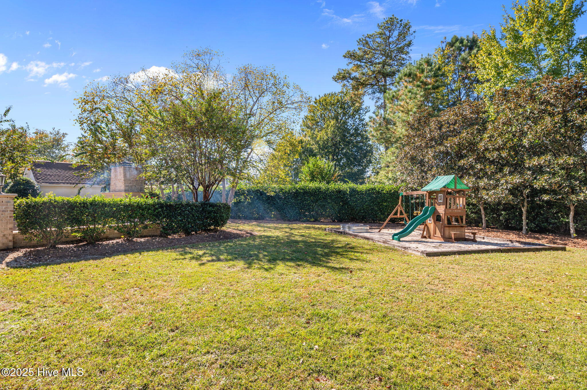 909 Nottingham Road Greenville, NC 27858 - Photo 65 of 70 65-web-or-mls-LHV_9904