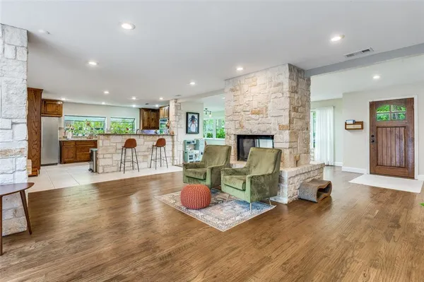 $3,000 | 1602 Glen Valley Drive, Irving, TX 75061