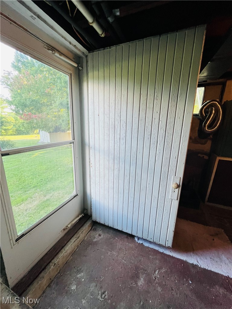 4704 South Ridge Road East Geneva, OH 44041 - Photo 39 of 49 View of unfurnished sunroom