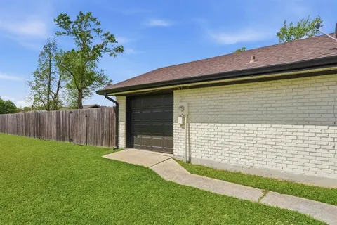 $249,900 | 2011 Louise Street, Sulphur, LA 70663