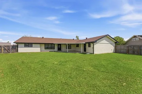 $249,900 | 2011 Louise Street, Sulphur, LA 70663
