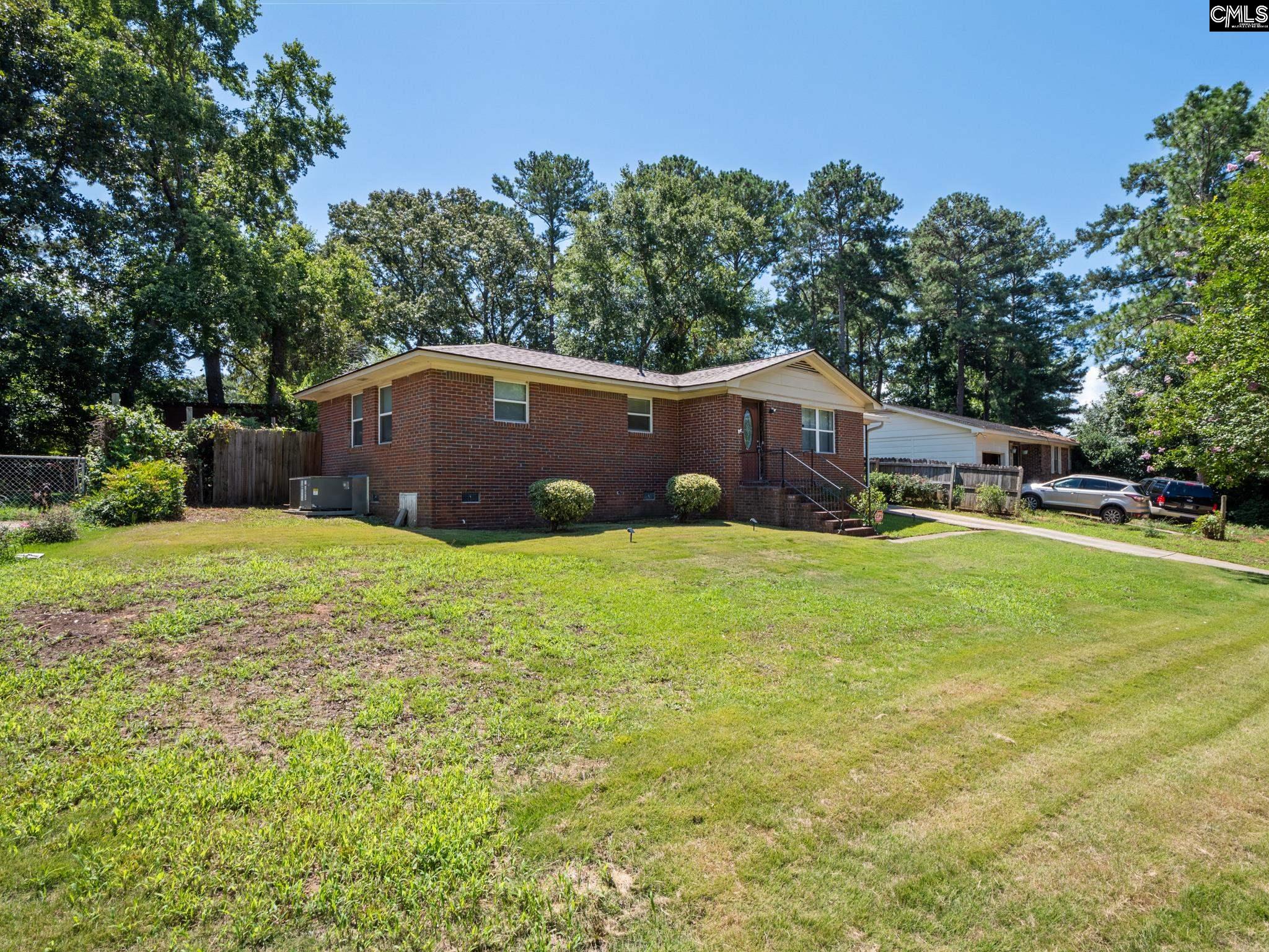 1512 Hollingshed Road Irmo, SC 29063 - Photo 3 of 27 Gallery Image 3