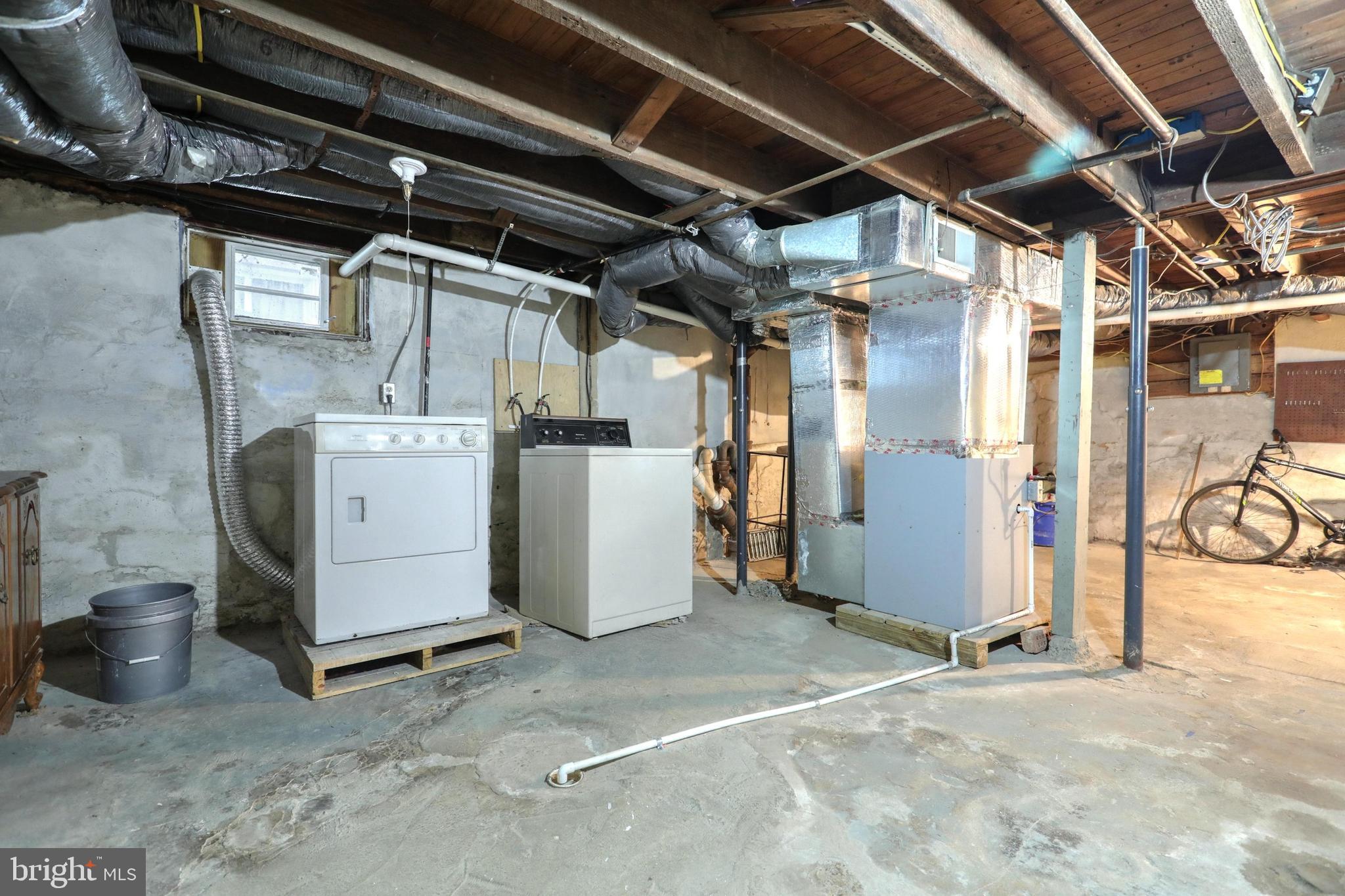 343 Springdale Road York, PA 17403 - Photo 22 of 25 Gallery Image 22