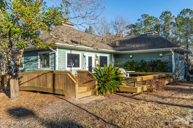 $399,000 | 20 West High Bluff Drive, Hampstead, NC 28443