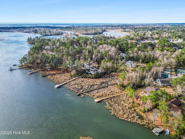 $399,000 | 20 West High Bluff Drive, Hampstead, NC 28443