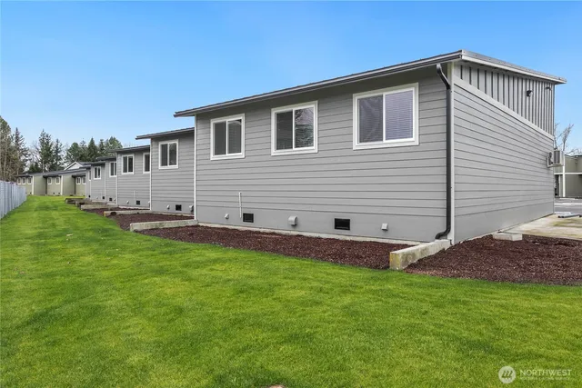 $262,500 | 310 Everson Road, Unit C, Everson, WA 98247