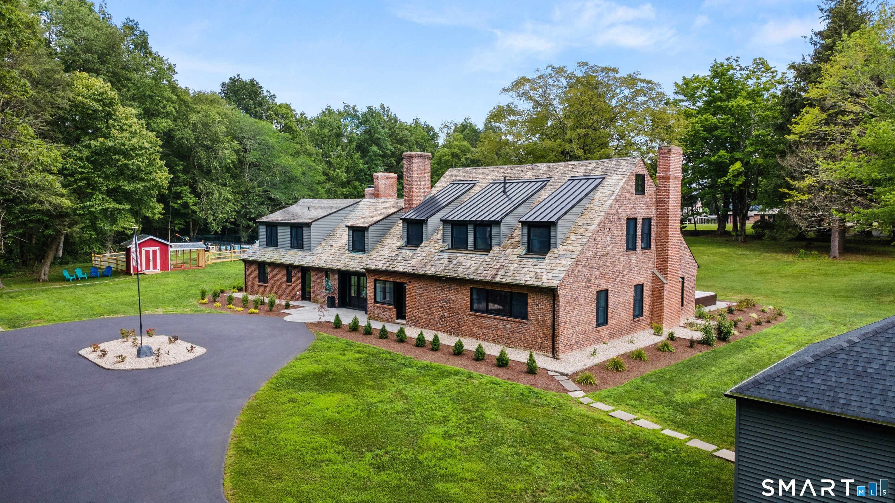 372 Tucker Hill Road Middlebury, CT 06762 - Photo 3 of 33
