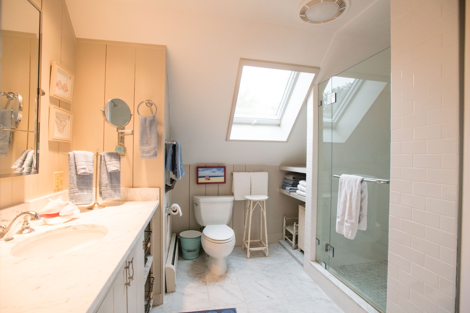 63 Somerset Road Nantucket, MA 02554 - Photo 32 of 42 2nd floor bath