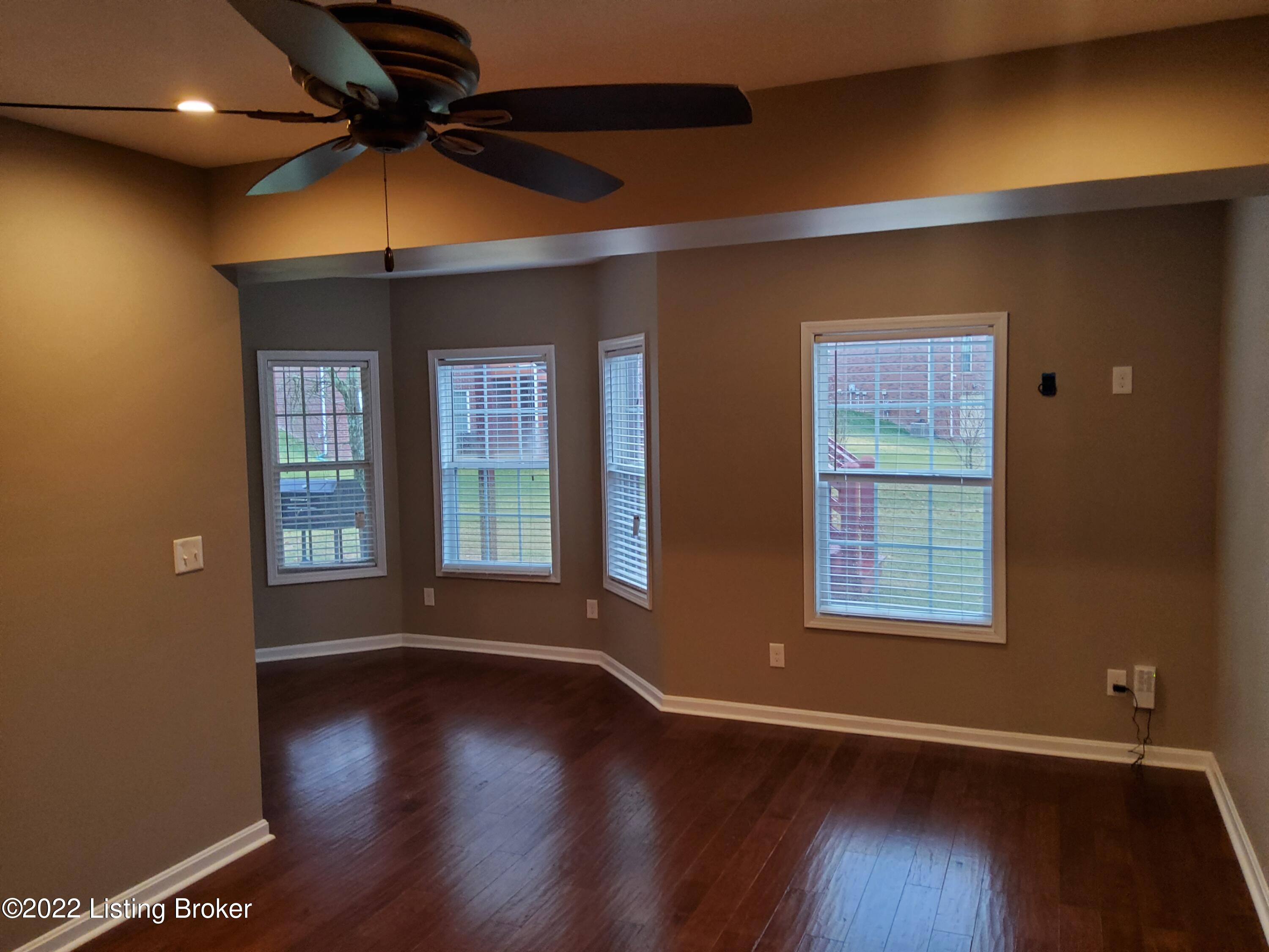 10129 Reeseman Drive Louisville, KY 40291 - Photo 37 of 39 41