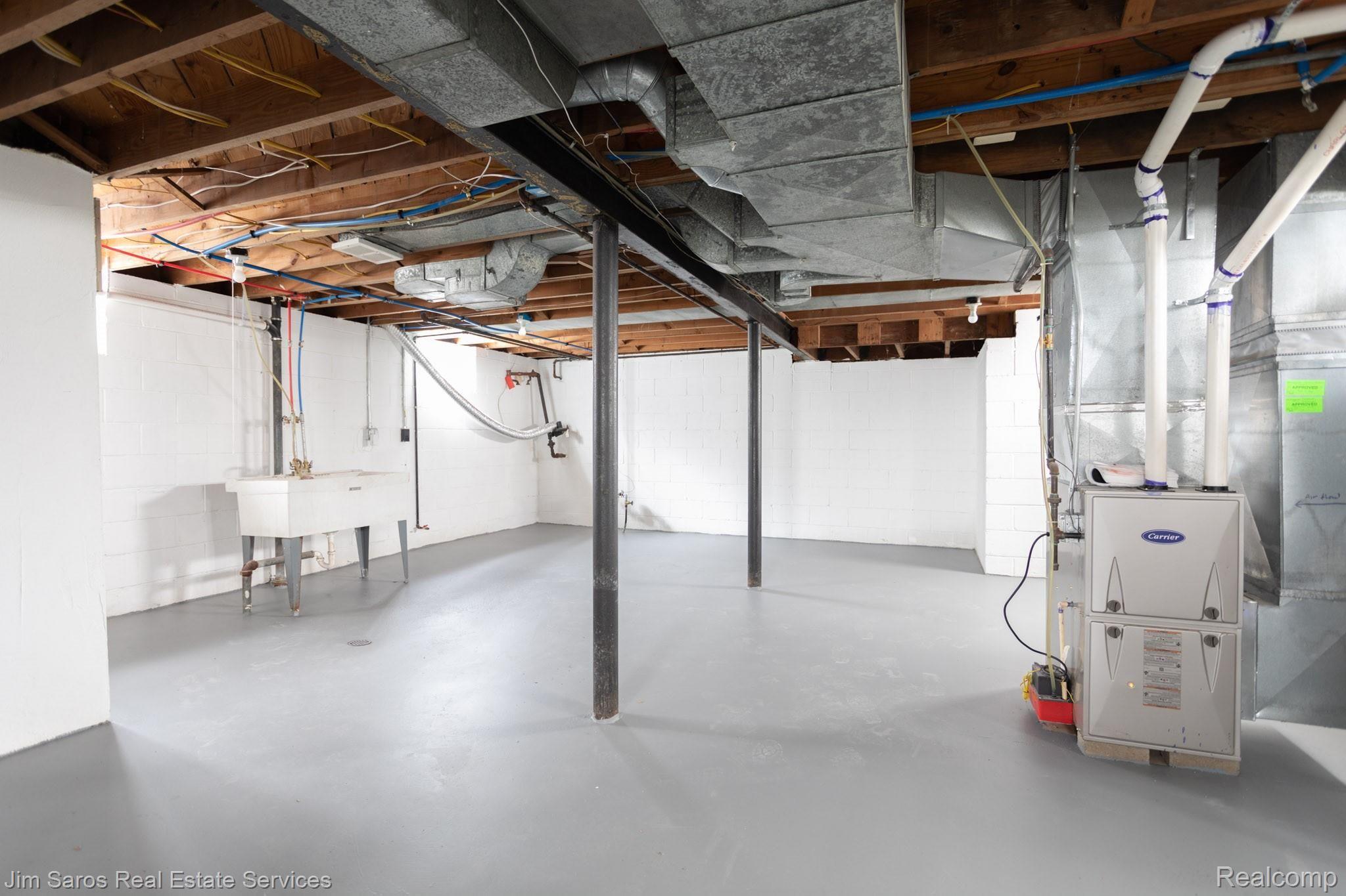 4711 Yorkshire Road Detroit, MI 48224 - Photo 15 of 18 19.jpg