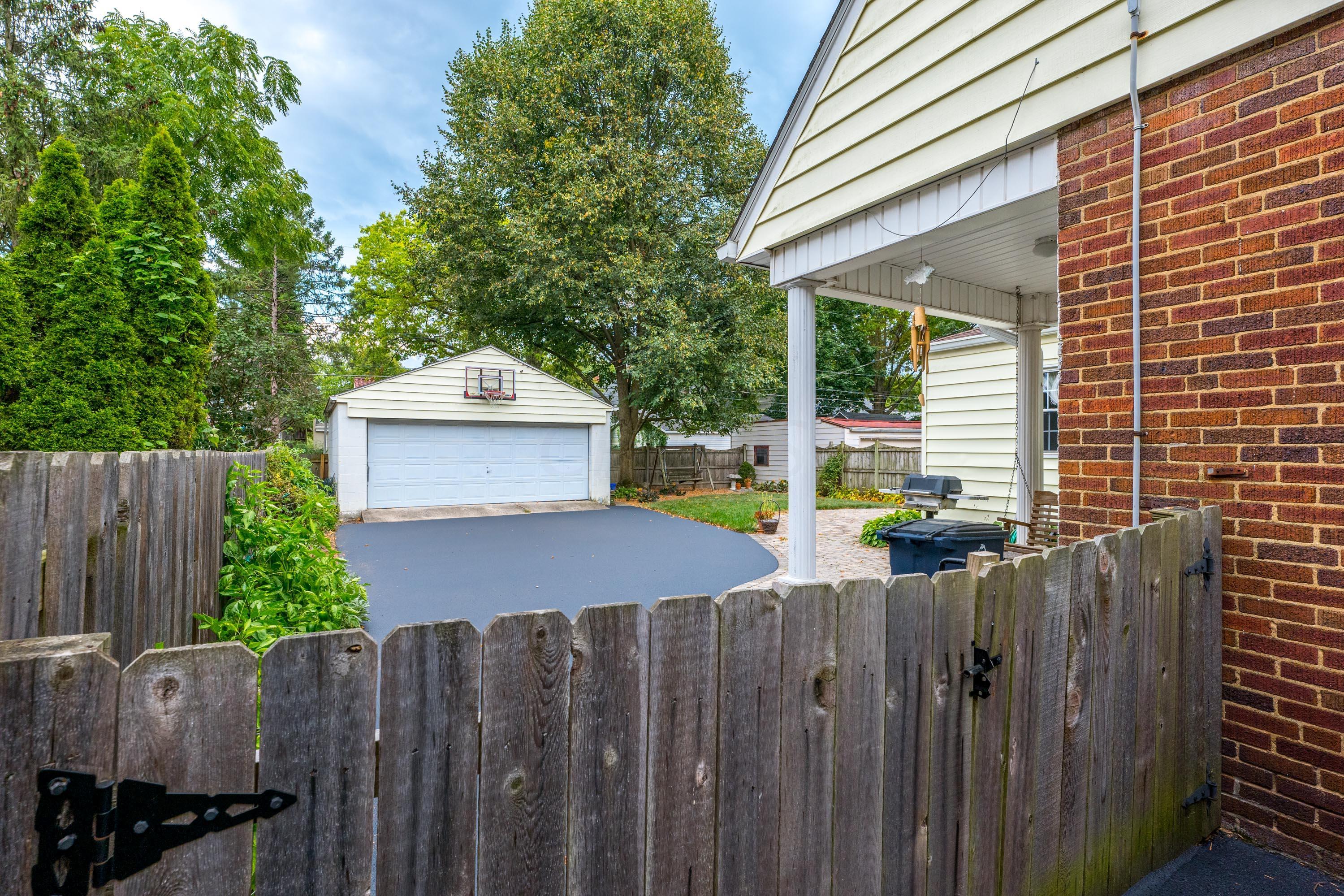 100 North Cassingham Road Columbus, OH 43209 - Photo 64 of 69 Gallery Image 64