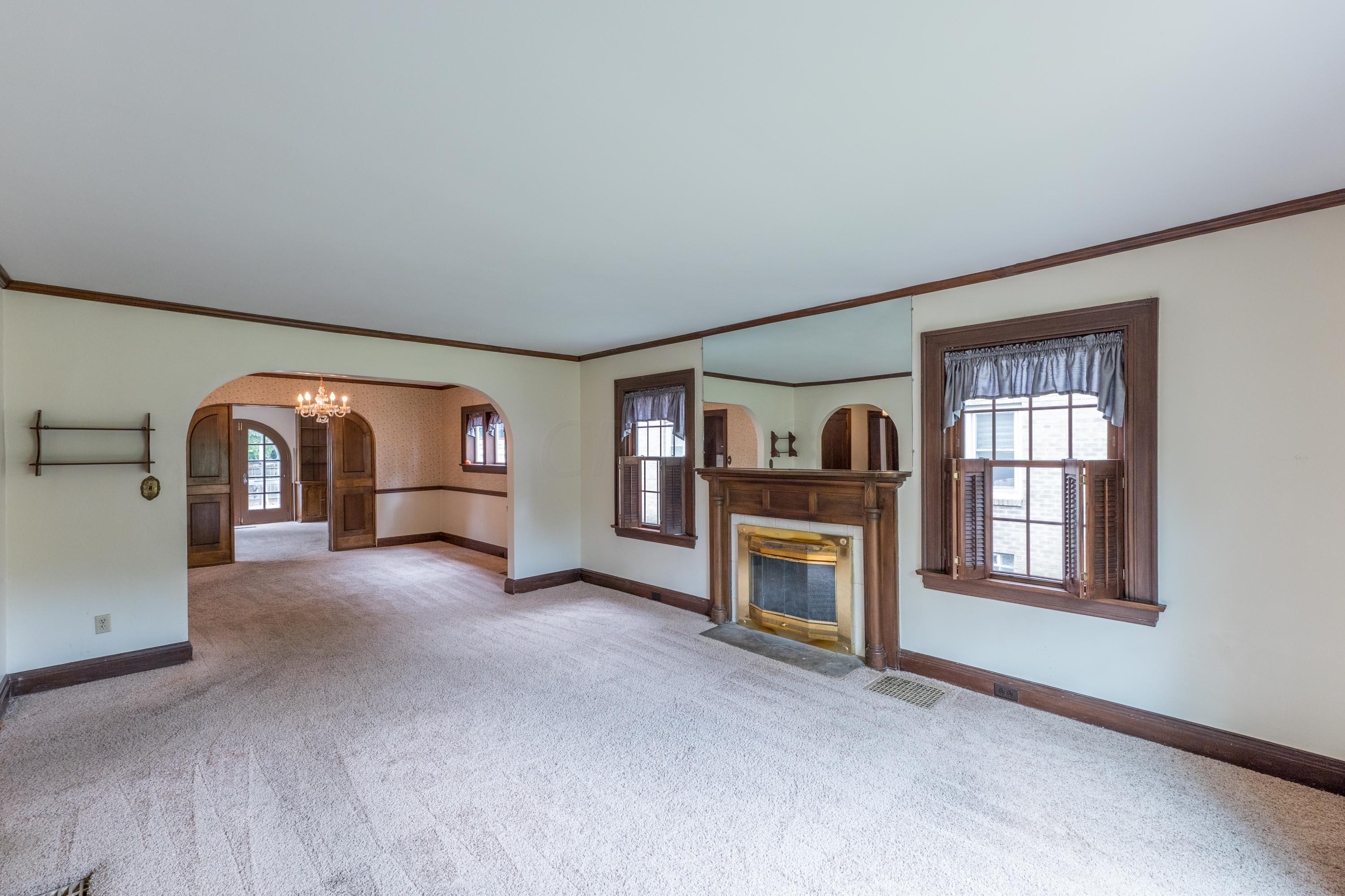 100 North Cassingham Road Columbus, OH 43209 - Photo 8 of 69 Gallery Image 8