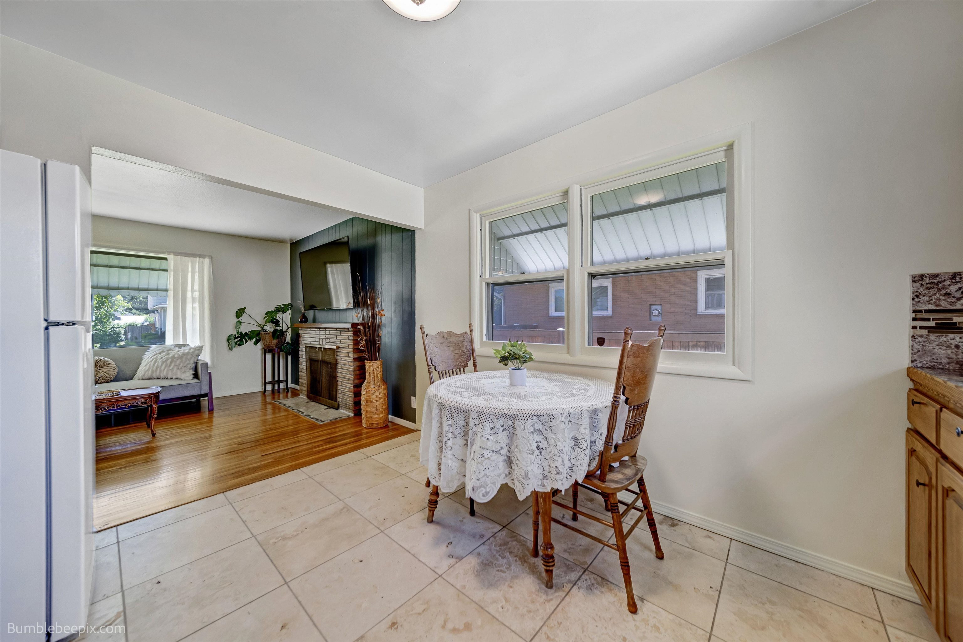 1024 West Cleveland Avenue Spokane, WA 99205 - Photo 6 of 23