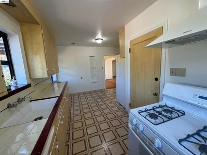 $849,000 | Castro Valley, Castro Valley, CA 94546