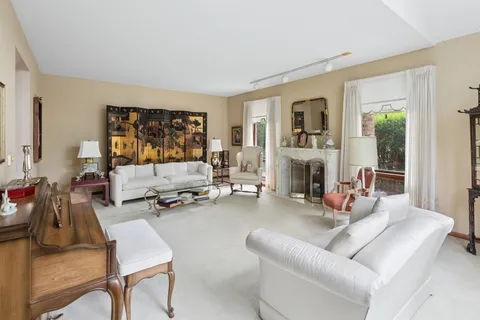 $995,000 | 2445 Vicki Lane, Northbrook, IL 60062