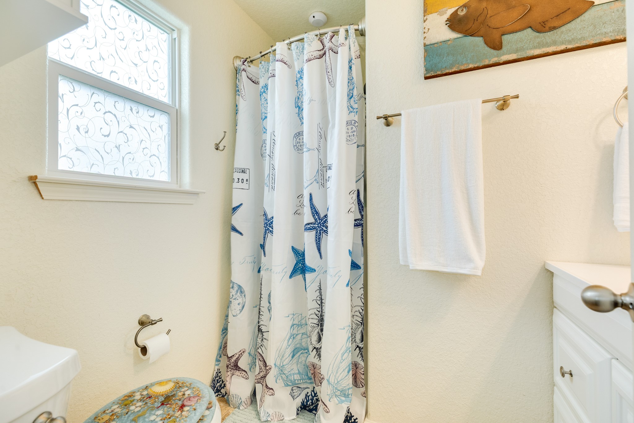 433 Seabean Street Surfside Beach, TX 77541 - Photo 13 of 34