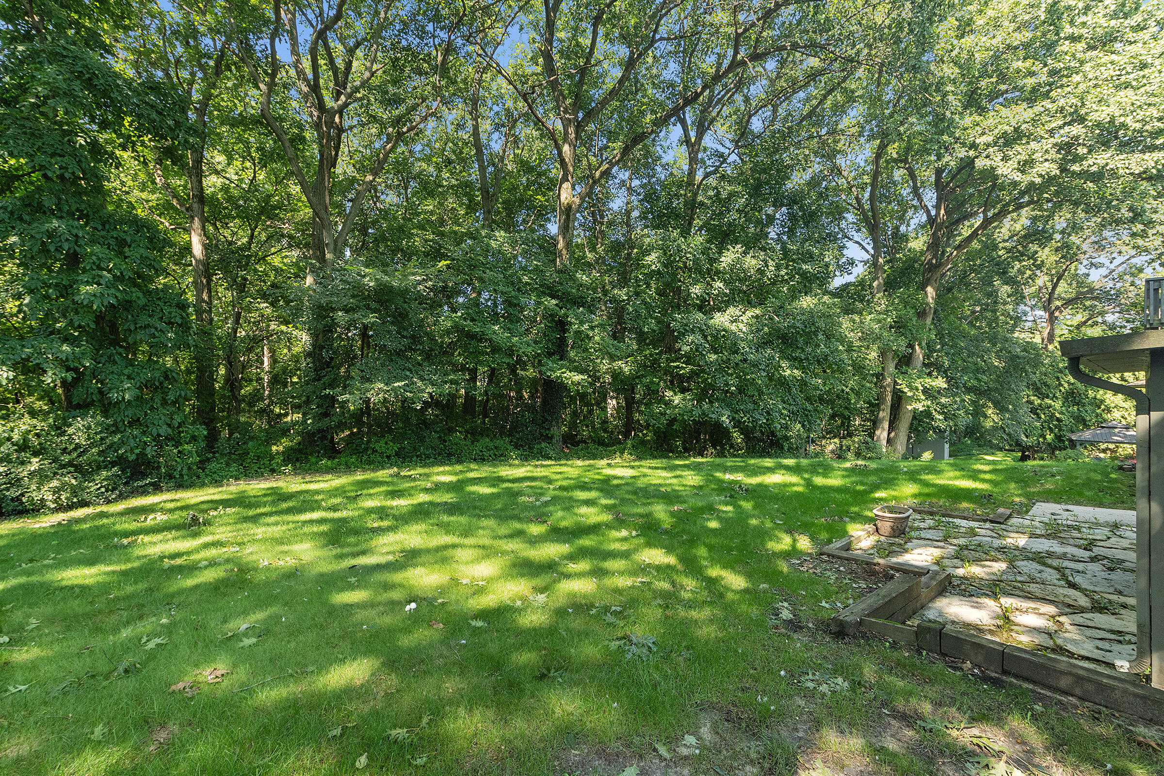 186 Wexford Road Valparaiso, IN 46385 - Photo 22 of 26 2400x1600