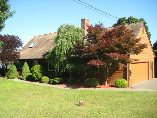 10 Soundridge Road Shelton, CT 06484 - Photo 1 of 1 Front of home