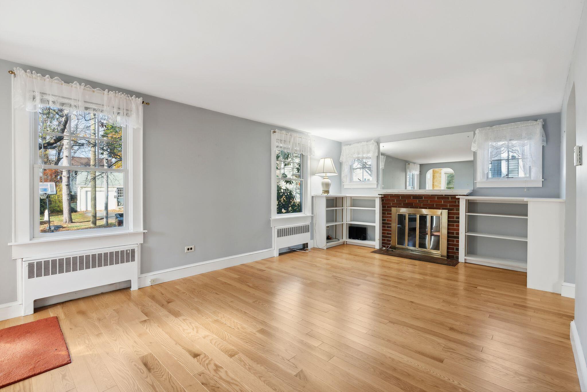 42 Strathmore Road South Portland, ME 04106 - Photo 24 of 49 24_DSC04757