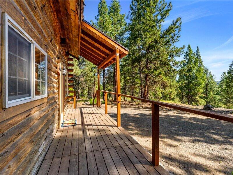 40060 Incline Drive Chiloquin, OR 97624 - Photo 6 of 26 a view of swimming pool with seating space