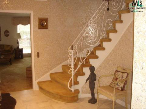 41 Stonehurst Road Grosse Pointe, MI 48236 - Photo 11 of 12 932135-10.JPG