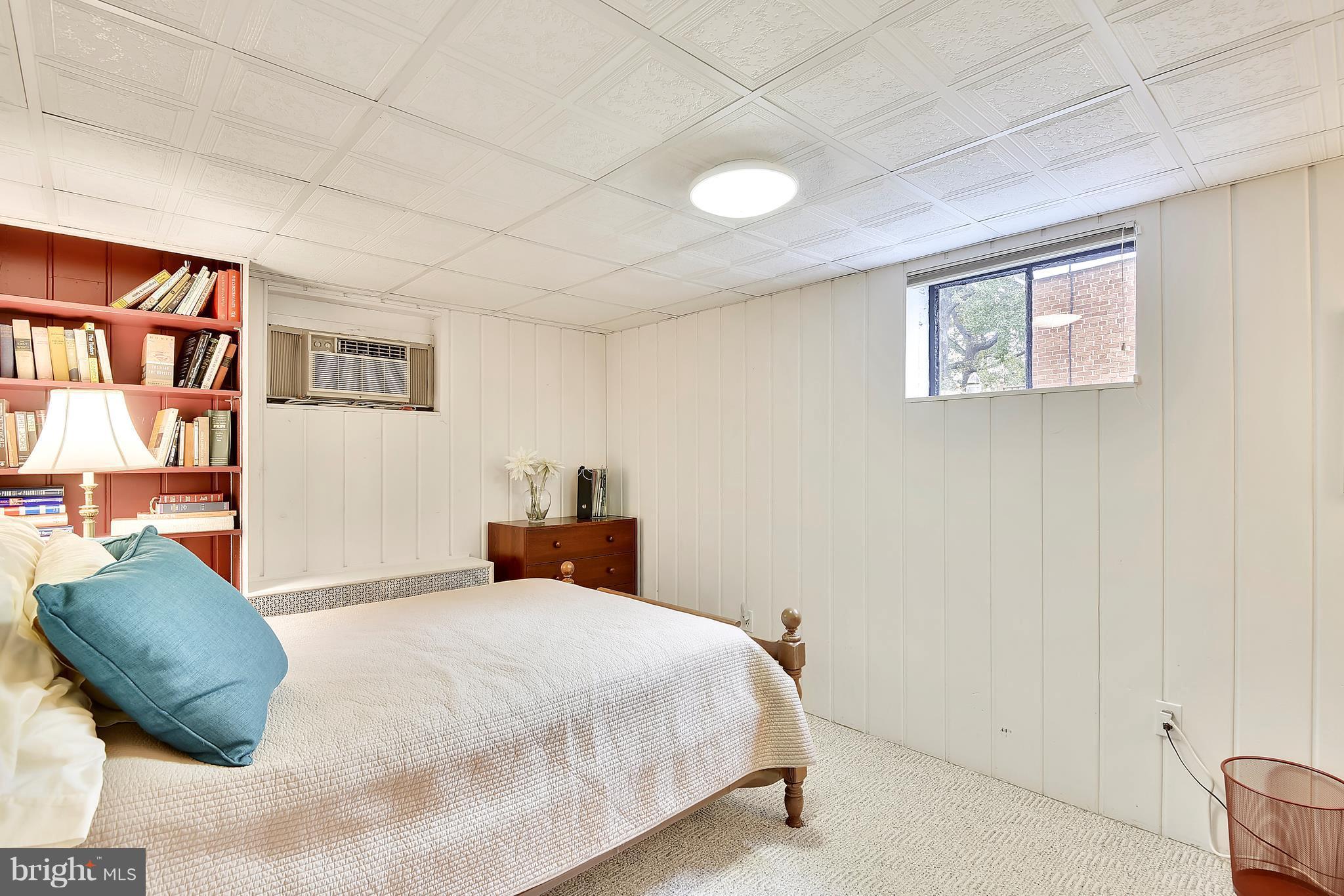 1611 Sherwood Road Silver Spring, MD 20902 - Photo 28 of 30 Bedroom