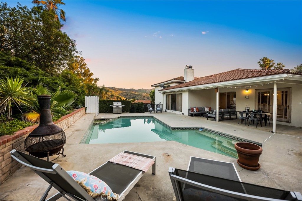 3940 Declaration Avenue Calabasas, CA 91302 - Photo 17 of 32