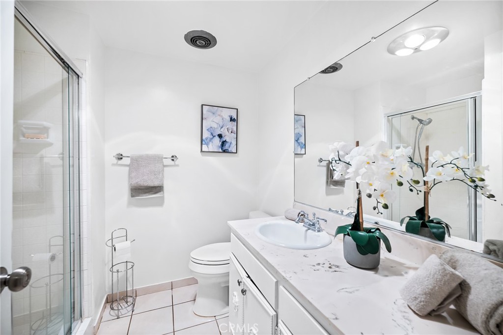 3940 Declaration Avenue Calabasas, CA 91302 - Photo 19 of 32