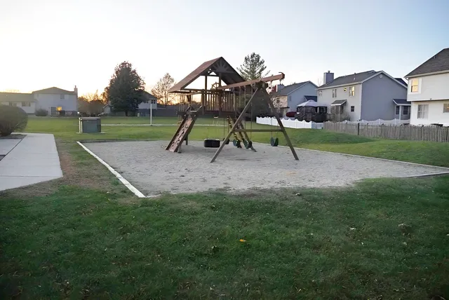 $434,999 | 1707 Chestnut Hill Road, Plainfield, IL 60586