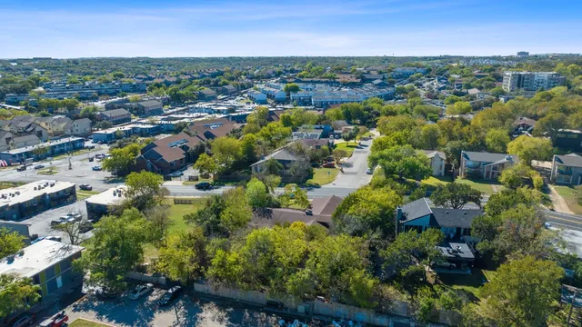 $520,000 | 1910 Woodland Avenue, Austin, TX 78741