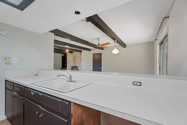 $520,000 | 1910 Woodland Avenue, Austin, TX 78741