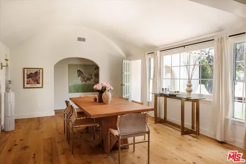 $1,749,000 | 1410 Stanford Drive, Glendale, CA 91205