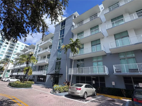 $255,000 | 2100 Van Buren Street, Unit 412, Hollywood, FL 33020