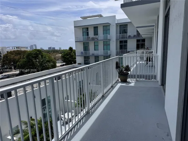 $255,000 | 2100 Van Buren Street, Unit 412, Hollywood, FL 33020
