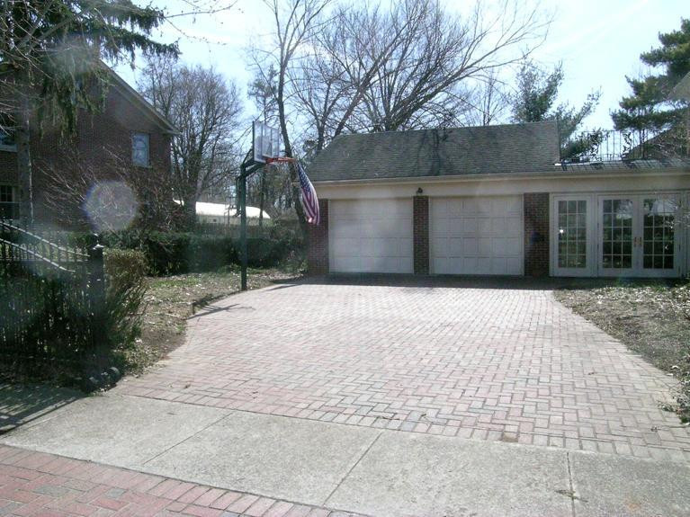 1900 Nicholasville Road Lexington, KY 40503 - Photo 29 of 30 Photo 29