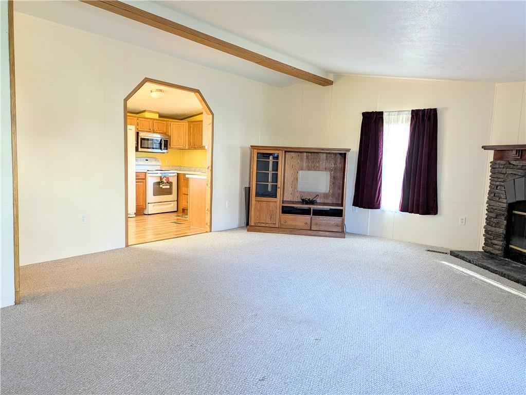 183 Round Top Circle Scottdale, PA 15683 - Photo 4 of 31