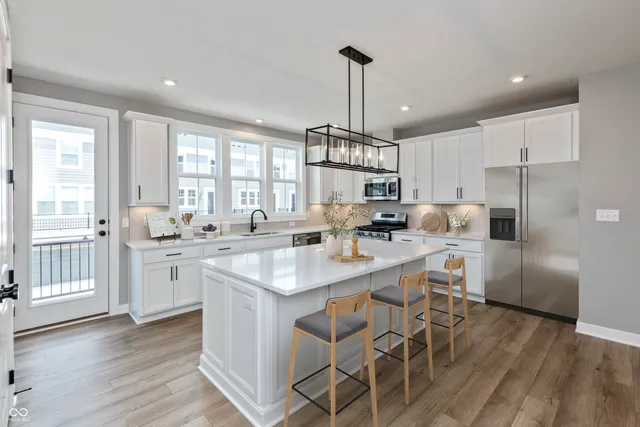 $332,990 | 7313 Bayview Run, McCordsville, IN 46055