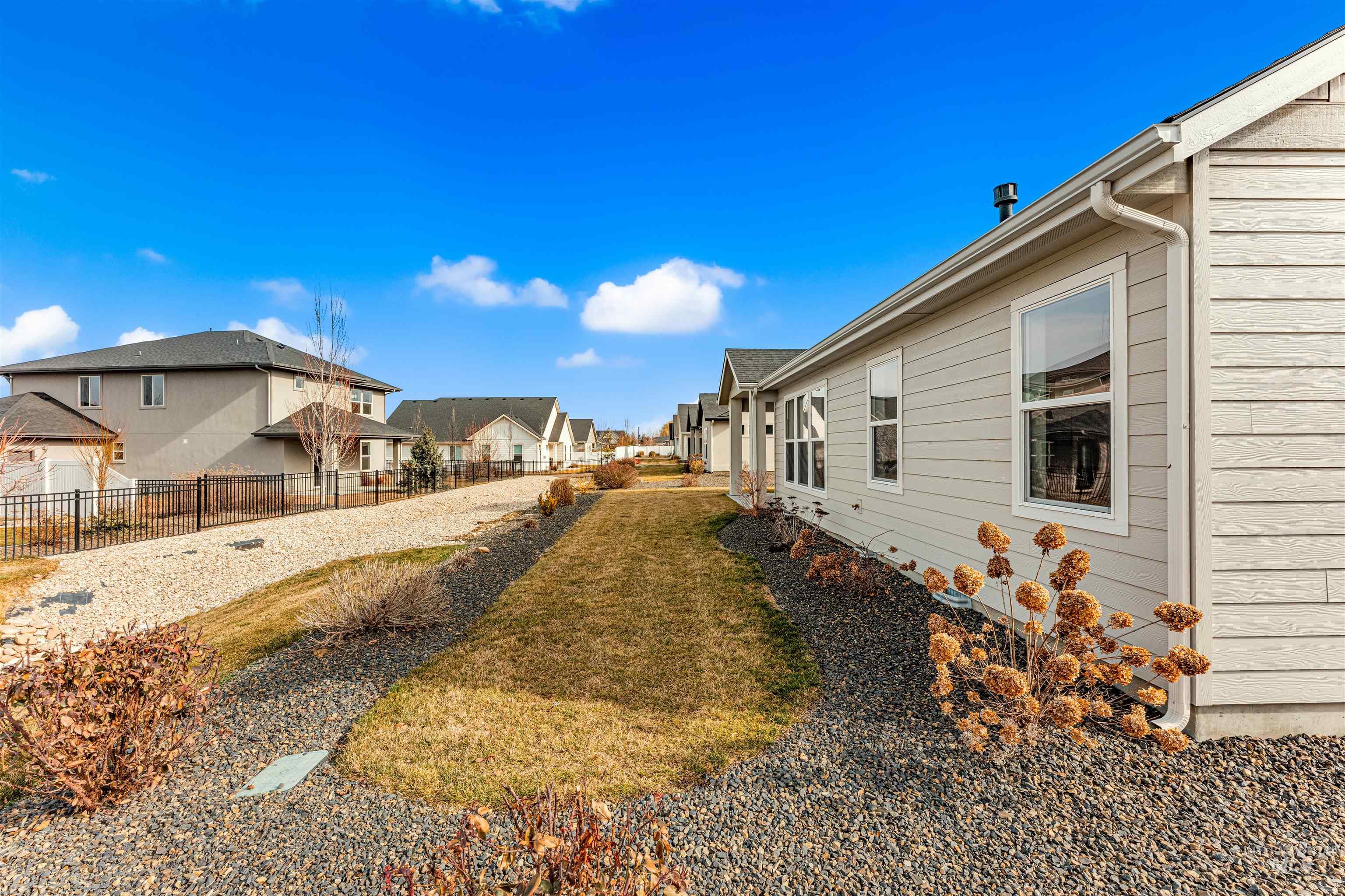 8082 Tandy Cv Street Middleton, ID 83644 - Photo 35 of 37 View of yard featuring a residential view