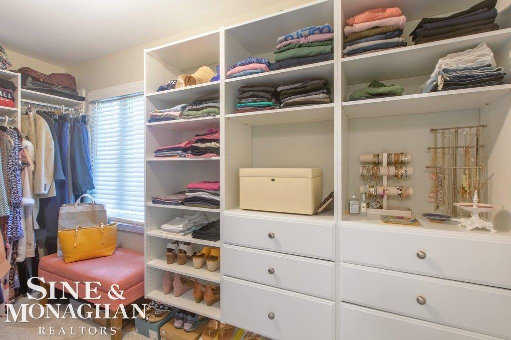562 Shoreham Road Grosse Pointe, MI 48236 - Photo 22 of 36 50059926-21.JPG