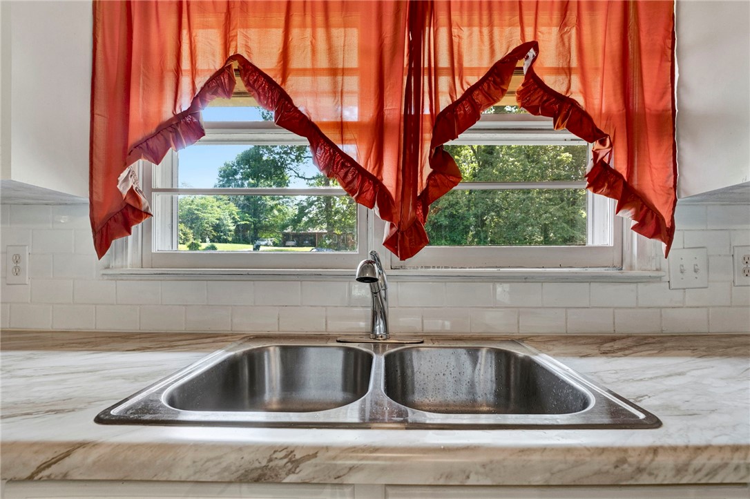 321 Ponce DeLeon Drive Anderson, SC 29621 - Photo 17 of 37