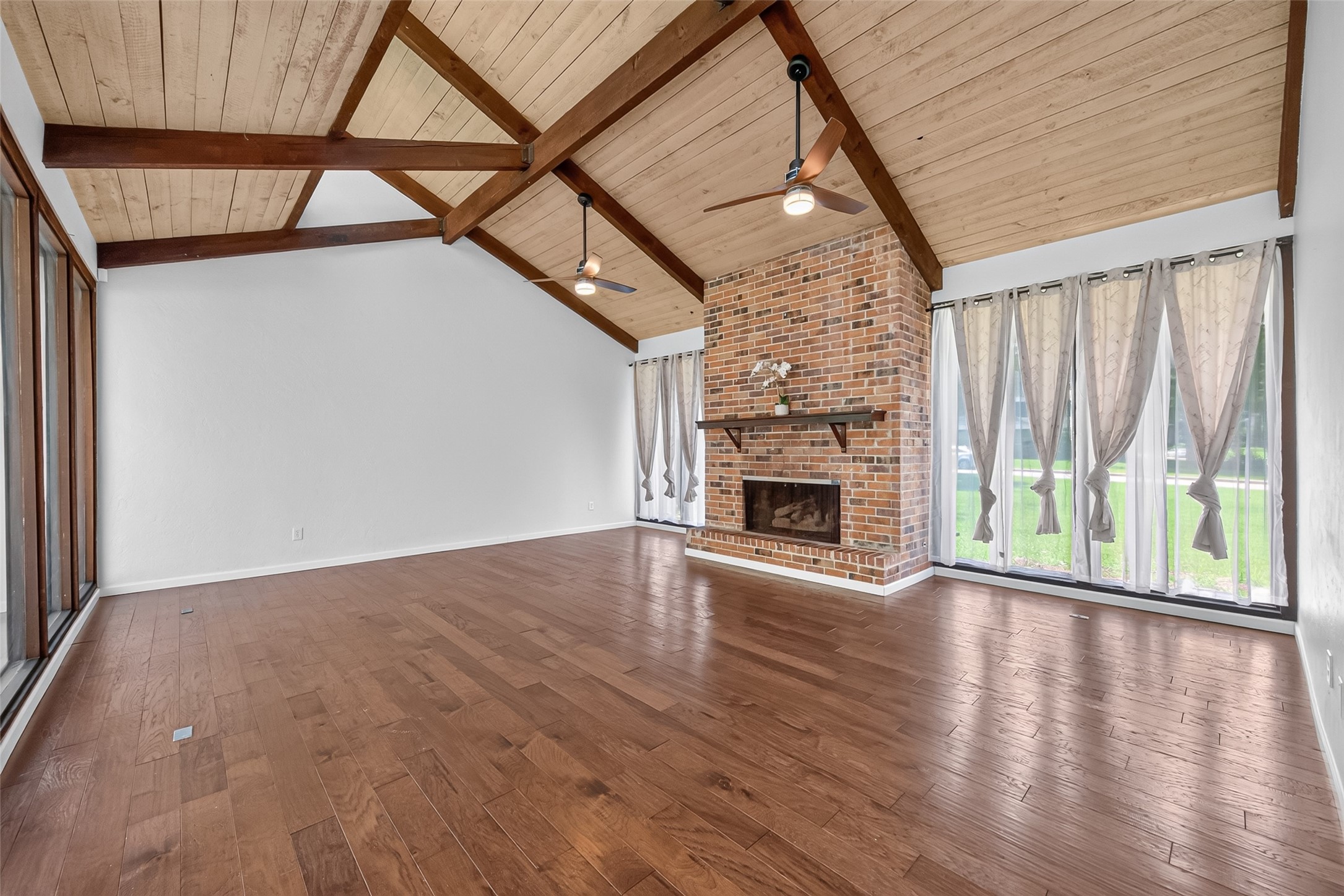 23610 Creekview Drive Spring, TX 77389 - Photo 6 of 43