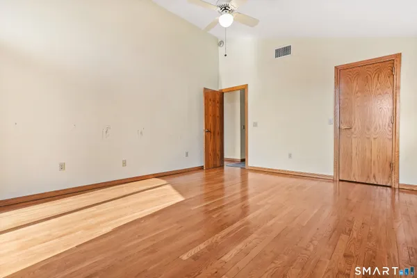 $925,000 | 31 Mountain View Drive, Brookfield, CT 06804