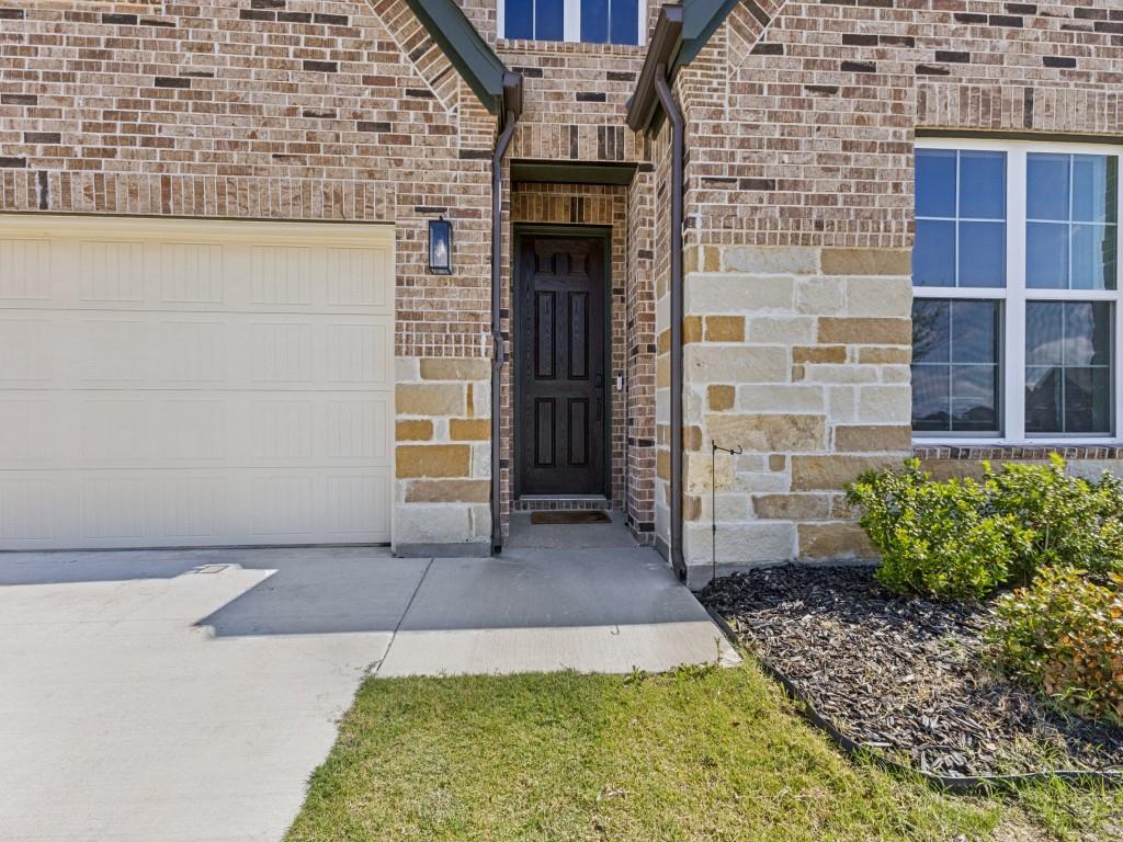 1631 Yorkie Drive Forney, TX 75126 - Photo 2 of 26