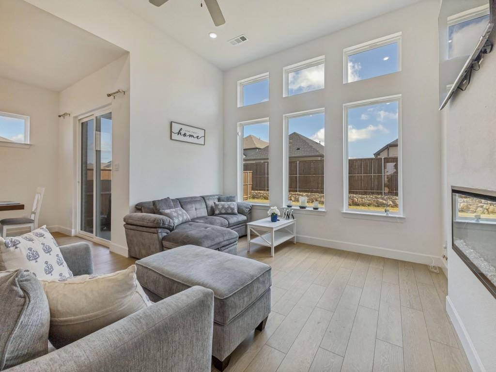 1631 Yorkie Drive Forney, TX 75126 - Photo 5 of 26